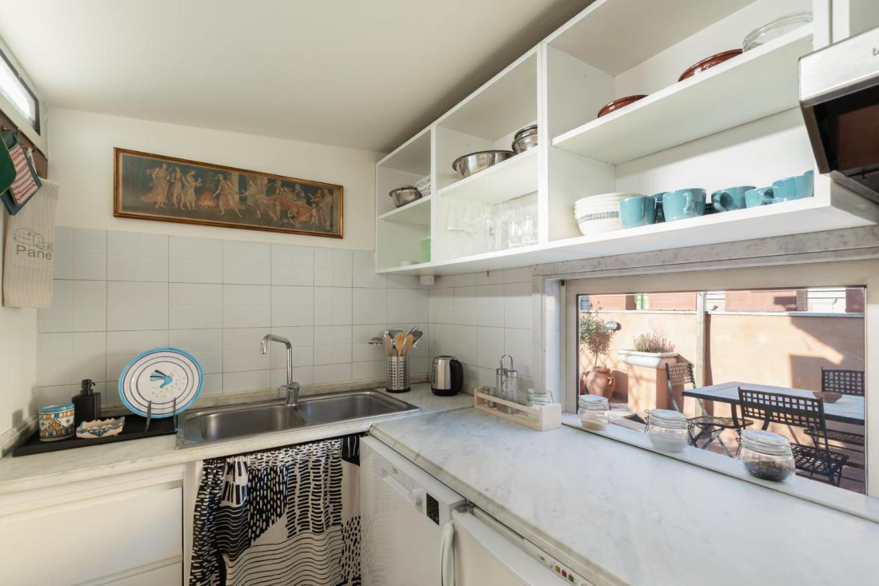 Bright And Comfy Terraced Apartment In Trastevere 罗马 外观 照片